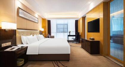 Greentree Inn Zhuma Railway Station Qian Plaza Branch