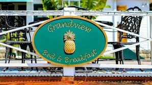 Outdoor dining - Grandview Bed and Breakfast Mount Dora (Mount Dora)