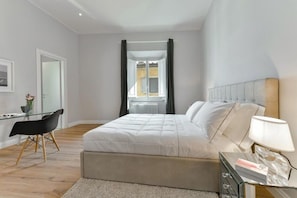 Room - Santa Croce Terrace Deluxe (Florence)