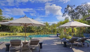 Outdoor pool, open 7:00 AM to 7:00 PM, pool umbrellas, sun loungers - La Cigale Estate (Anse Volbert Village)
