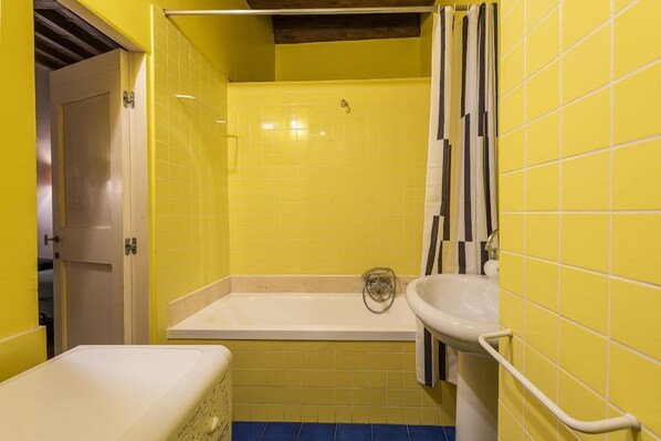 Bathroom - Pitti Studio (Florence)
