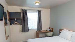 Unclassified image, 2 of 20, button - Ibis Budget Portishead Marina (Bristol)