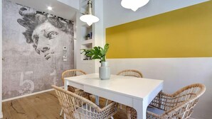 Dining - Mamo Florence - Ricasoli Apartment (Florence)