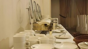 Dining - Burj ul Zaki (Islamabad)