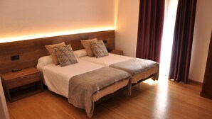 Unclassified image, 3 of 21, button - Hotel Cervaria (Cervera del Río Alhama)