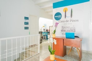 Lobby - Hotel Ayenda Casa de Pinos Sede Cabecera 1522 (Bucaramanga)