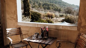 Unclassified image, 4 of 36, button - Hotel Auberge La Feniere (Cadenet)