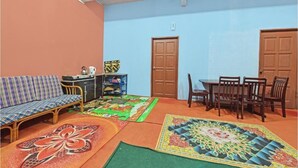 Gambar tidak terklasifikasi, 5 dari 30, tombol