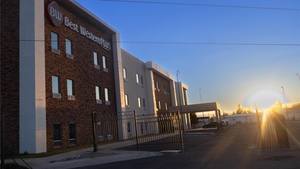 Exterior - Best Western Plus Sacramento (Chihuahua)