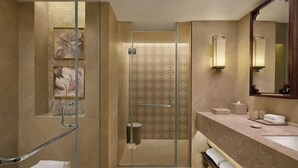 Bathroom - Renaissance Goa Hotel (Arpora)