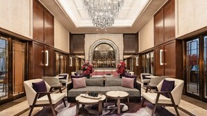 Lobby - Renaissance Goa Hotel (Arpora)
