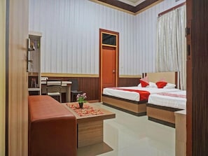 Room - Collection O 91488 Hotel Lingkarsut Jeneponto (Jeneponto)