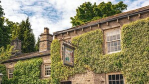 Exterior - The Green Dragon Inn at Hardraw (Hawes)