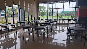 Dining - Diara Hotel Cileungsi (Cileungsi)