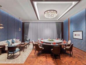 Unclassified image, 4 of 38, button - LN Dongfang Hotel Nansha (Guangzhou)