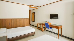 Room - Aster Hotel (Batu)