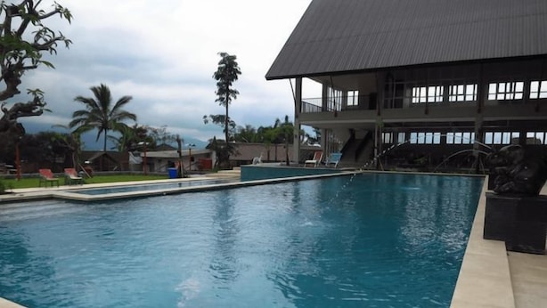 Pool - Aster Hotel (Batu)
