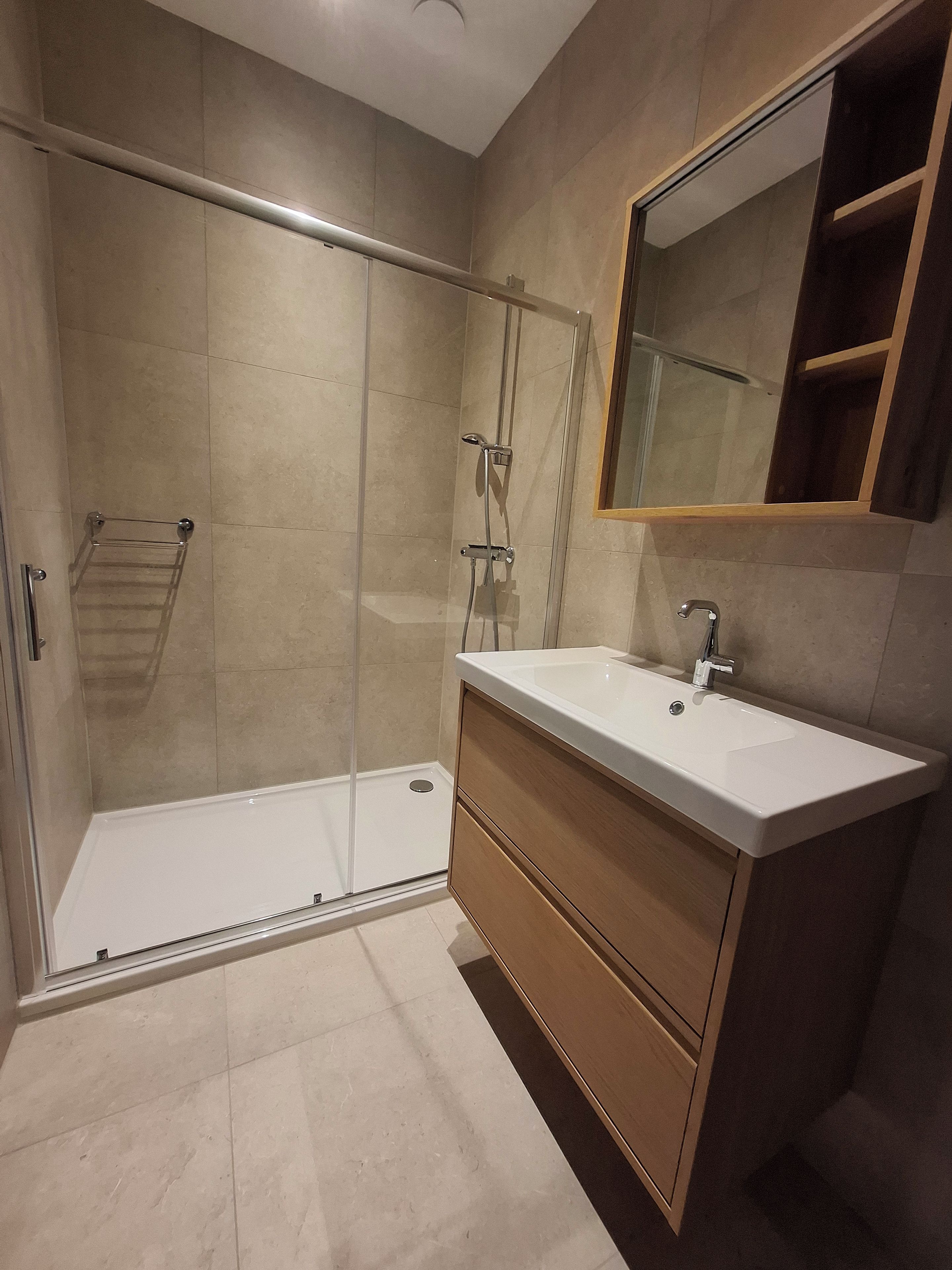 Shower, towels, toilet paper