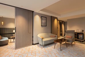 Ảnh chưa phân loại, 5 trong số 52 ảnh, nút