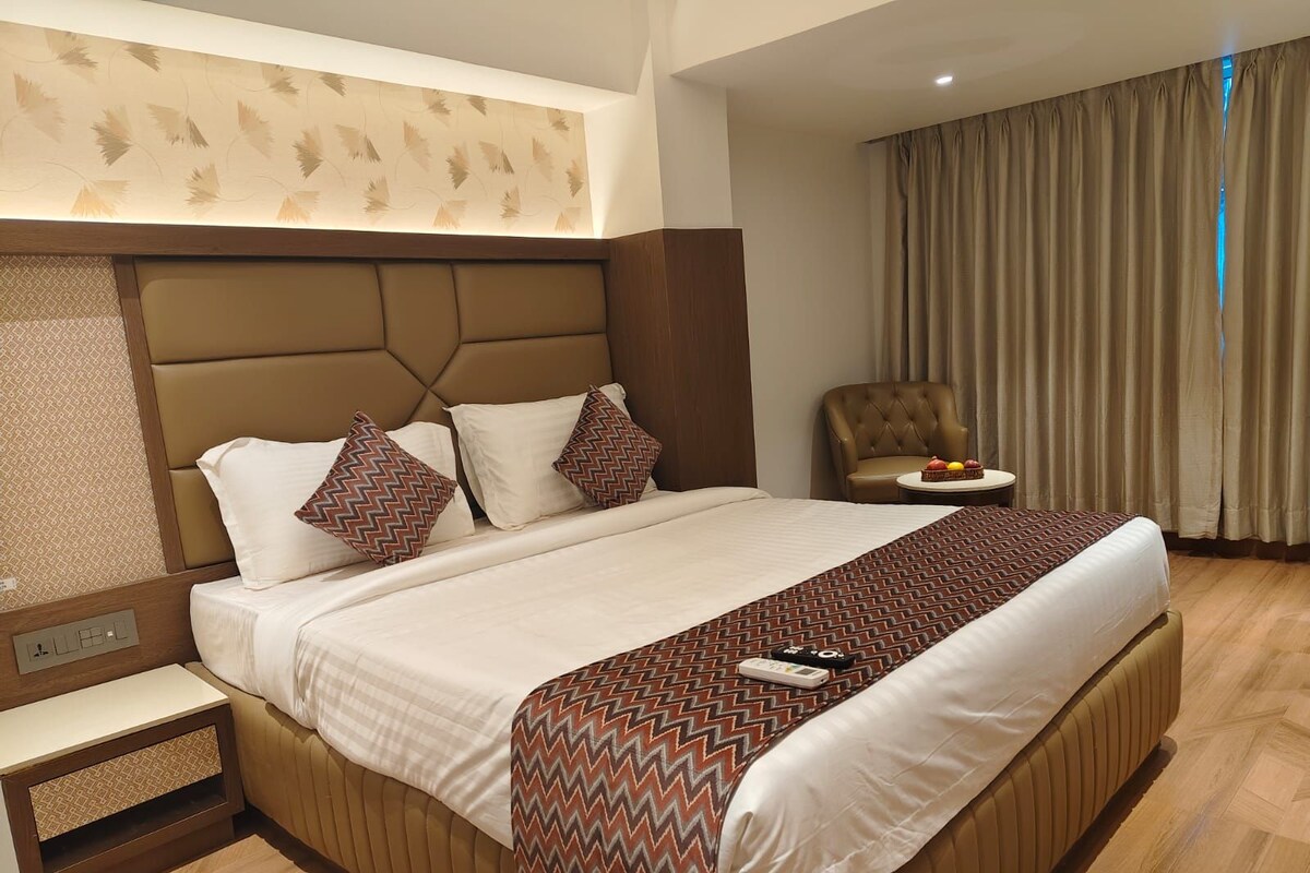 Deluxe Room | Desk, WiFi (free)