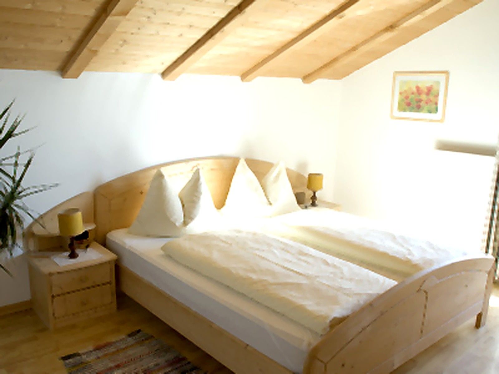 WiFi, bed sheets