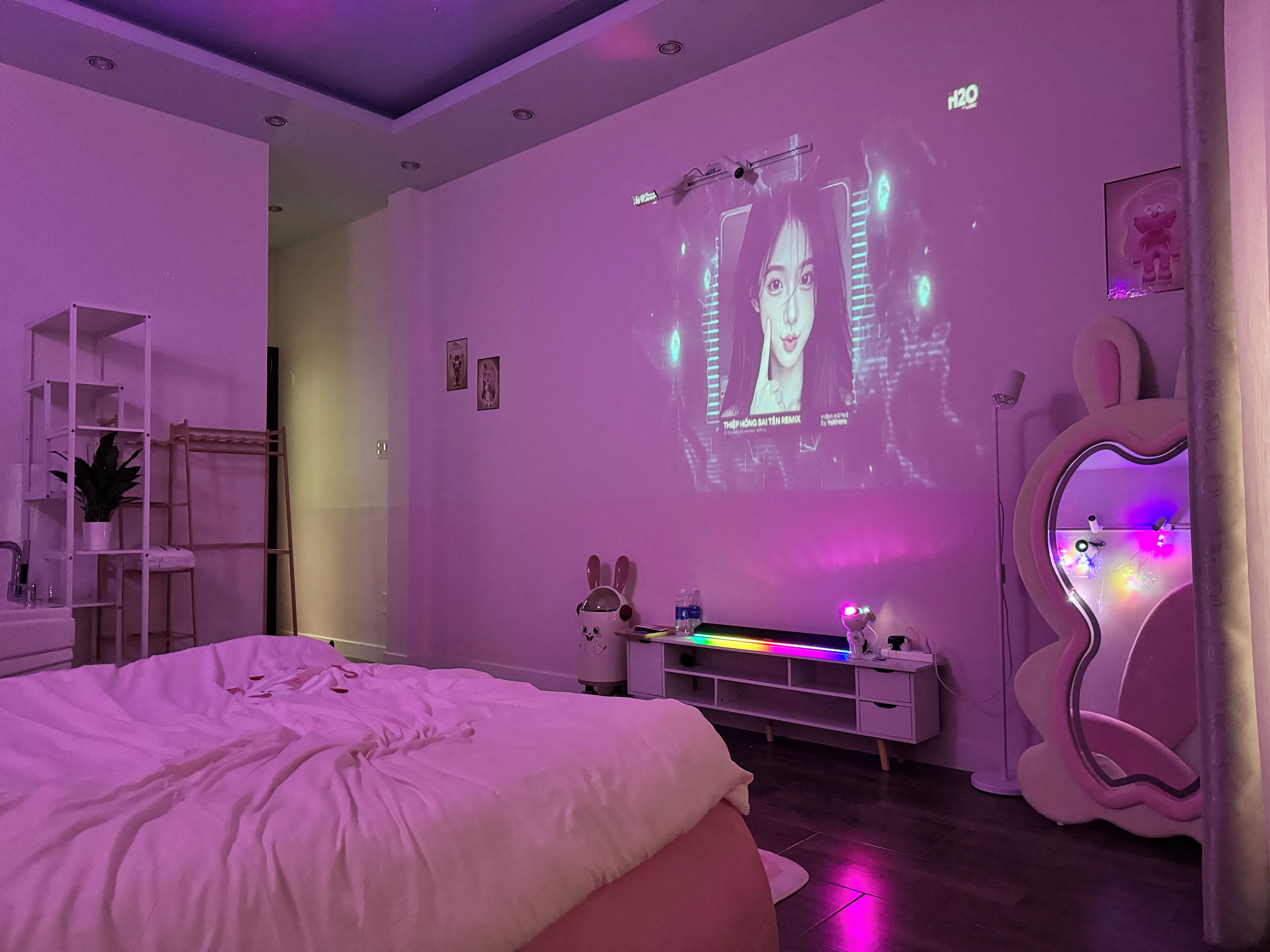 Luxury Studio, Balcony | Blackout drapes, iron/ironing board, WiFi (free)
