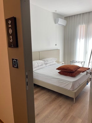 Superior Room, Balcony - Gallery Luxury (Palermo)