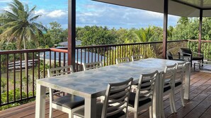 Outdoor dining - Beach & Pool - Central Maharepa - Villa Tepua (MOOREA)