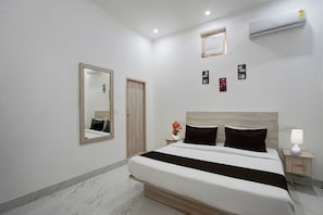 Free WiFi - Hotel O Dehradun Railway Station (Dehradun)