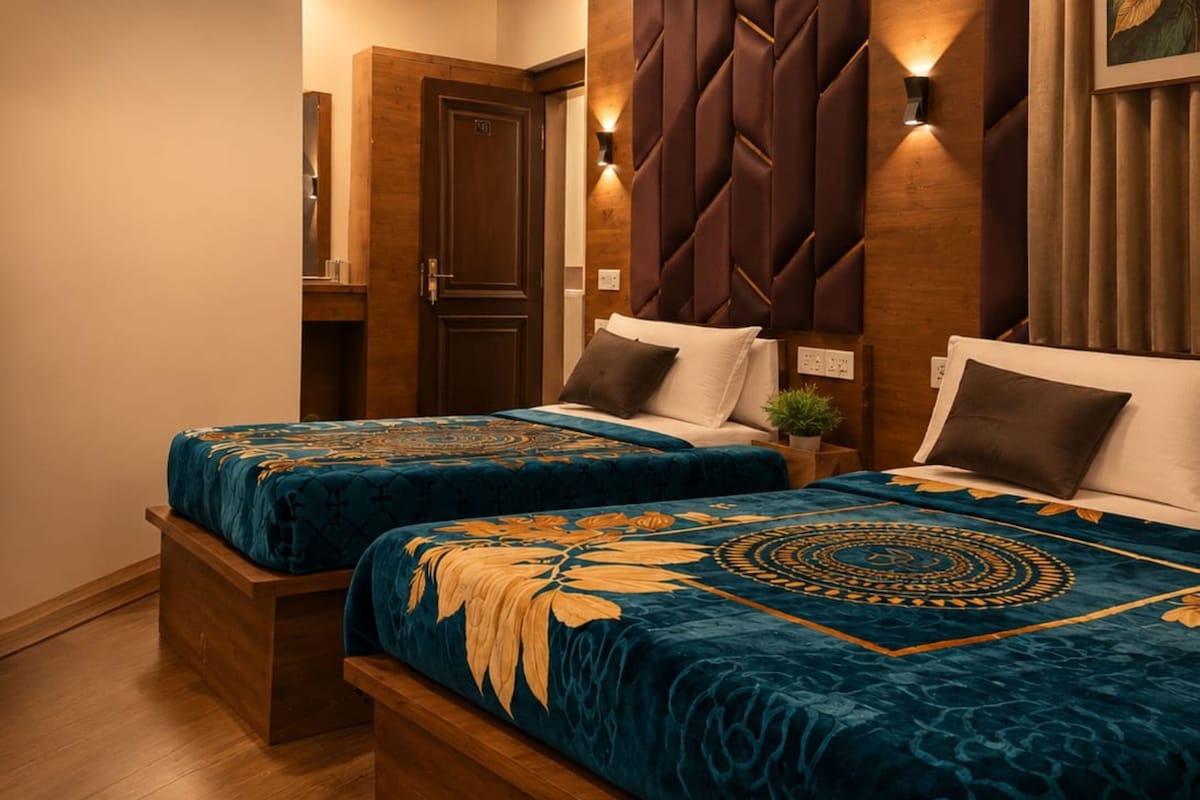 Rollaway beds, free WiFi, bed sheets