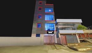 Unclassified image, 3 of 29, button - Townhouse Oak Hyderabad Victoria (Hyderabad)