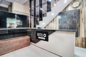 Lobby - Super Hotel O Mall Road Gwalior (Gwalior)