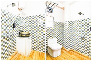 Bathroom - Super Hotel O Jessore Road Kolkata (Kolkata)