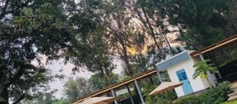 Adorable studio in wonderful Kebulan Lodges