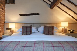 Room - Tudor Farmhouse Hotel (Clearwell)