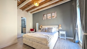 Room - Vrbo Property (Briones)