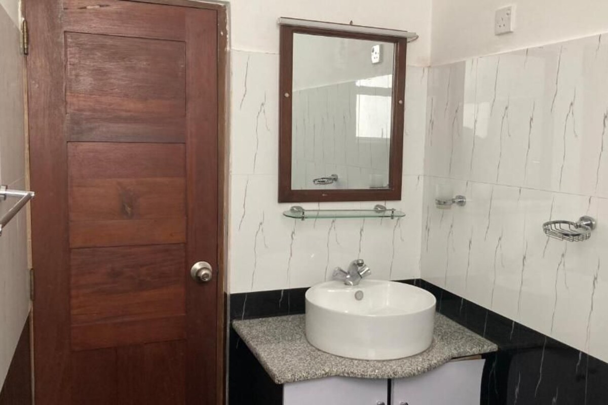 Deluxe Studio, Sea View | Bathroom