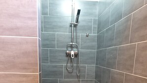 Habitación familiar | Baño