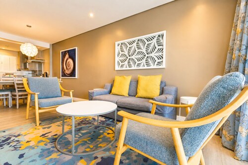 Cabana Beach by First Private Stays