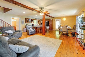 House (4 Bedrooms) | Interior - Weiss Lake Group Retreat w/ Hot Tub & Fire Pit (Cedar Bluff)