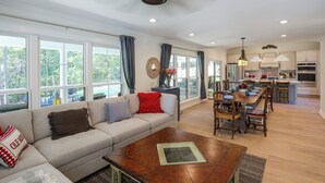 Rumah (4 Bedrooms) | Interior
