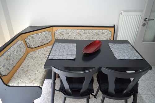 City Center Apartment - Spacious & Bright
