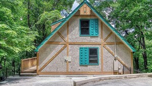 Unclassified image, 3 of 8, button - Skyline Cabin: Sunsets, Silence & Stunning Views (Gatlinburg)