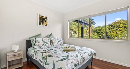 Hervey Bay Coastal 4-bed Family House Near Beach