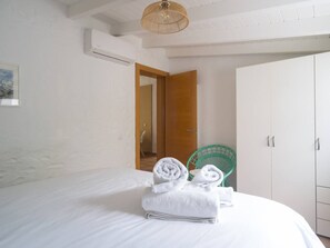 Room - Vrbo Property (Sonneland (Urbanizacion))