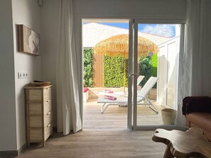 Living area - Vrbo Property (Sonneland (Urbanizacion))