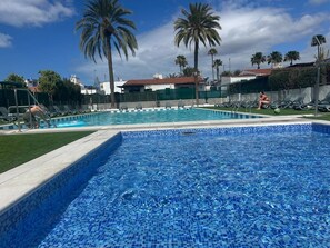 Pool - Vrbo Property (Sonneland (Urbanizacion))