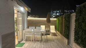 Unclassified image, 3 of 39, button - Vrbo Property (Sonneland (Urbanizacion))