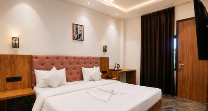 Royal Reef Resort