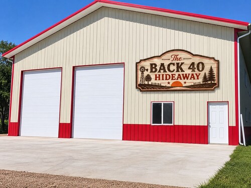 The Back 40 Hideaway Huron, SD 5BR Getaway
